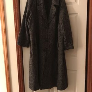 NWOT Tweed coat with lining, size 30W